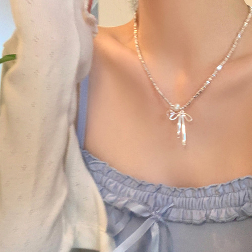 Broken silver metal bow love pearl necklace women's niche design personality versatile high-grade neck chain clavicle chain