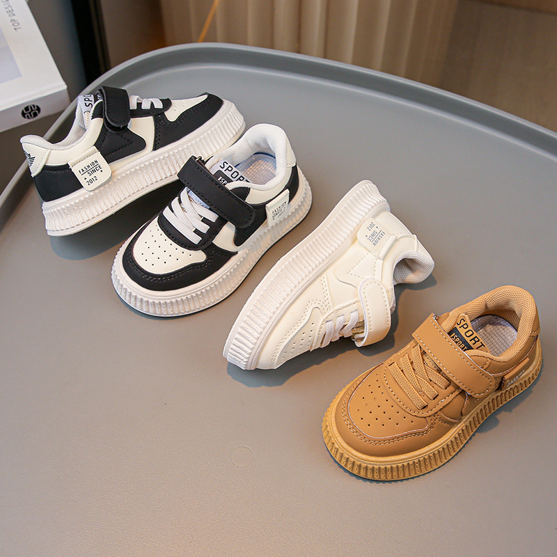 Autumn casual universal white sneakers for boys for men and women…