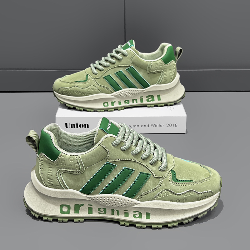 Zapatos de hombre otoño y invierno 2025 nuevos zapatos de algodón caliente de terciopelo, zapatos de suela gruesa, zapatos deportivos casuales, zapatos de moda de papá