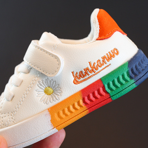 Spring and Autumn Girl Baby Soft Sole White Shoes, Unisex Children Breathable Sports Sneakers, Children's Daisies Leather Surface Casual Shoes
