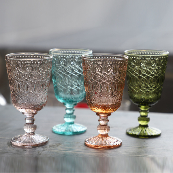 Retro glass wineglass for home use