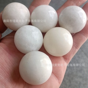 ��Ȼˮ��ԭʯ�Vʯ�˱��h����[����ɫ����ʯ���ˮ����Y�����b