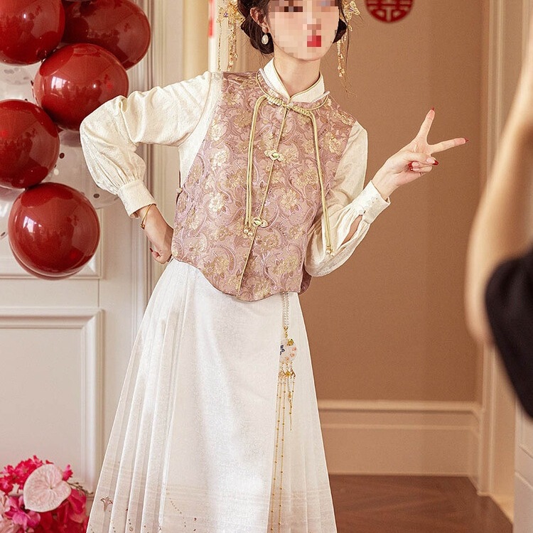 New Chinese-Style Mamian Skirt Toast Suit for Women, Autumn and Winter New National Style High-End Improved Hanfu Top Dress