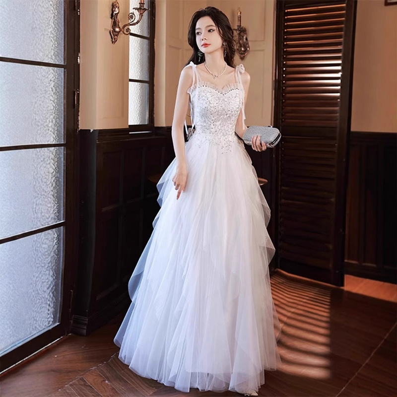 White Elegant Evening Dress with Spaghetti Straps, High-End Mori Style Engagement Tulle Birthday Host Art Exam Graduation Gown
