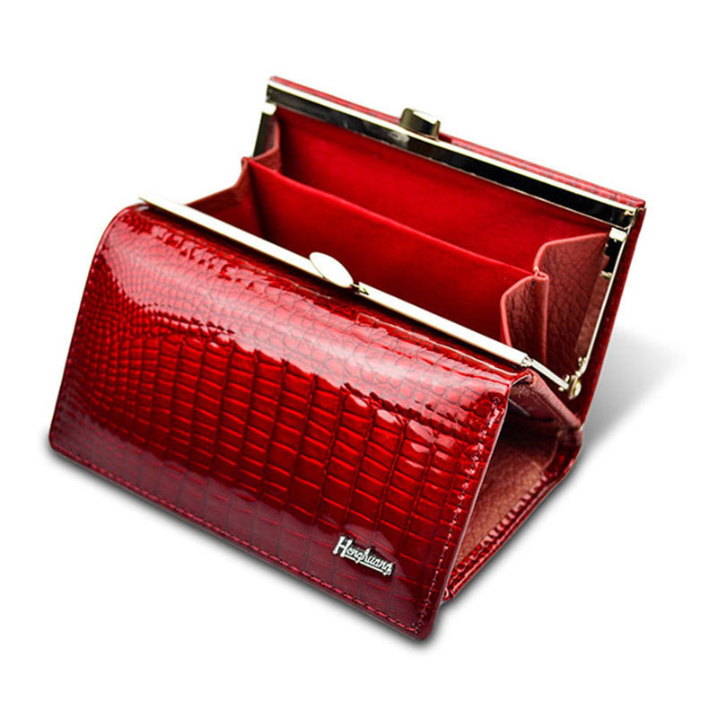 Short Women's wallet patent leather European and American clip coin purse first layer cowhide crocodile pattern fashion small Russian Short Women's wallet patent leather European and American clip coin purse first layer cowhide crocodile pattern fashion small Russian