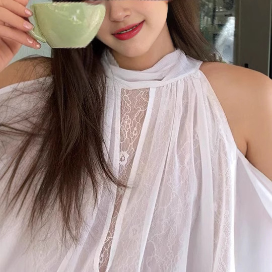 More Men Are Cut Off Than Women. Super Cute Ballet White Pure Desire Gentle Daughter-Like Sleeveless Halter Top