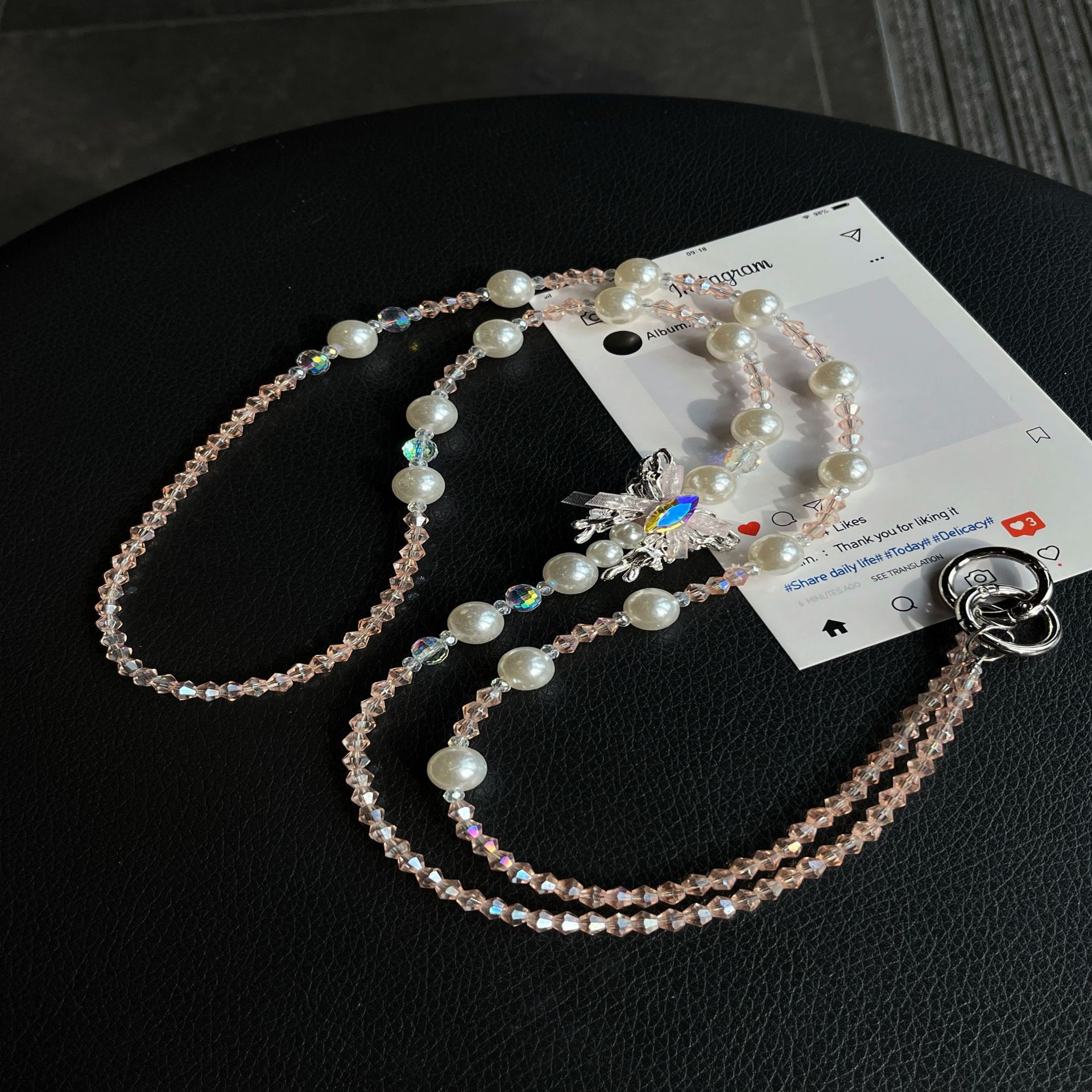 Cadena de teléfono móvil de mensajero cuerda de cadena larga de verano nuevo colgante de cuentas de perlas de cristal hecho a mano amor diamantes de imitación circón