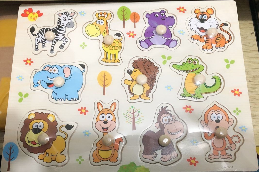 Rompecabezas de tablero de agarre de mano con clavos de hongo, juguetes de madera de educación temprana Montessori para niños, números de letras, forma de fruta, rompecabezas cognitivo