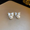 Fashionable advanced zirconium from pearl, retro earrings, high-quality style, french style, light luxury style, 2023 collection, wholesale