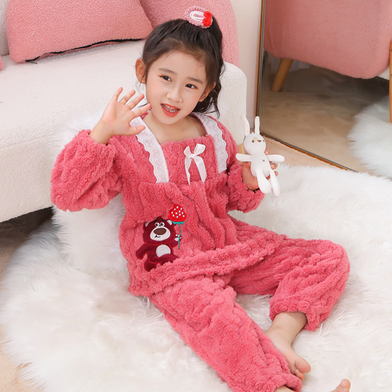 Otoño y invierno niños pijamas de franela niñas más terciopelo grueso coral terciopelo dibujos animados lindos set de ropa cálida para el hogar