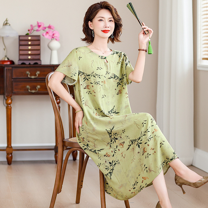 High-End Elegant Cotton Silk Dress for Middle-Aged and Elderly Women, 2026 Summer New Stylish Floral Mom's Hanfu National Style Dress