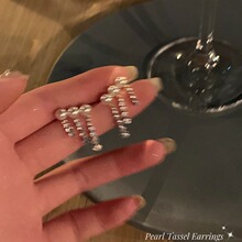 �������K���hС���OӋ�К��|���Ů�p�ݶ�o�������AŮ�׺��L