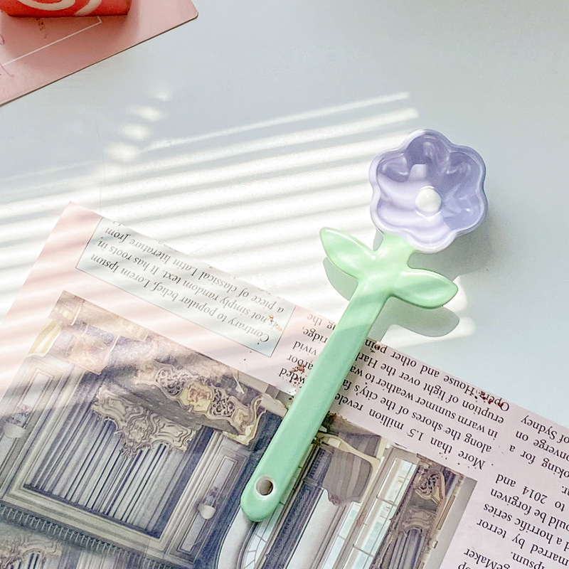 Cute Tulip Ceramic Soup Spoon For Dessert And Coffee_voghion.com