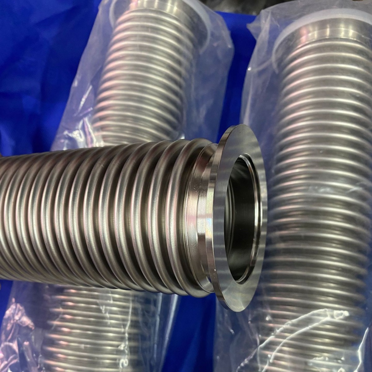 KF304不锈钢真空波纹管 KF快装法兰波纹管 KF50*1000mm氦气已检漏