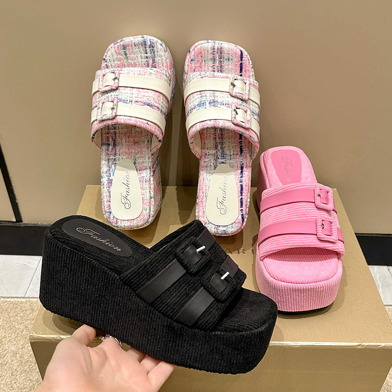 Wedge slippers for women's outer wear 2024 summer new belt buckle Internet celebrity versatile non-slip thick sole slip-on large size wholesale_voghion.com