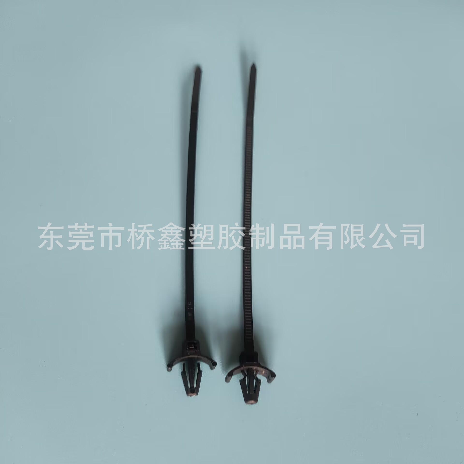 7AA5B86F896CFE7001A64B1753FB12