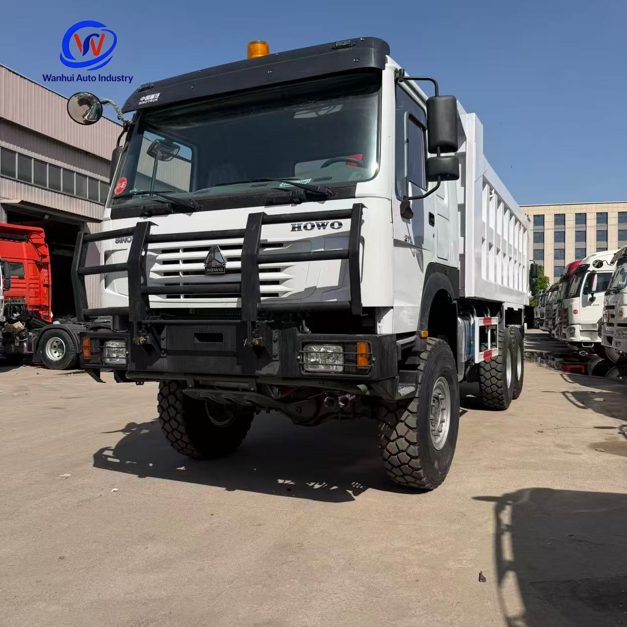 90% New Mud-Dumping Construction Truck, Howo Left/Right-Hand Drive 12-Wheel Dump Truck, 10-Wheel Earthmoving Truck, Dump Truck