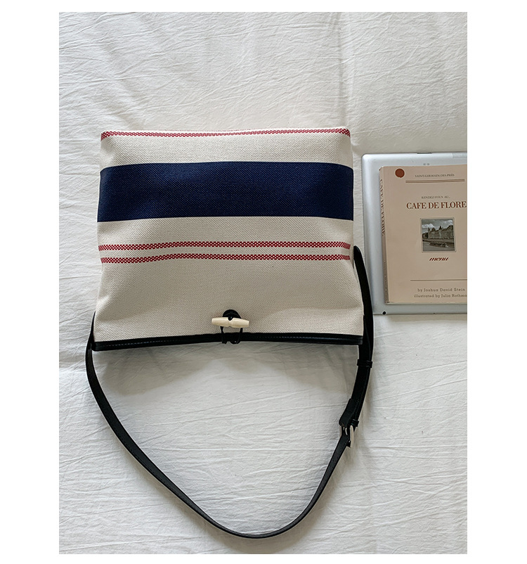 Korean version large-capacity women's 2025 new style fashionable canvas striped single-shoulder underarm bag casual commuting tote bag undefined