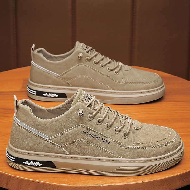 Zapatos de hombre 2024 nuevos zapatos de trabajo de verano coreanos antideslizantes zapatos de skate resistentes al desgaste juveniles zapatos deportivos casuales para hombres