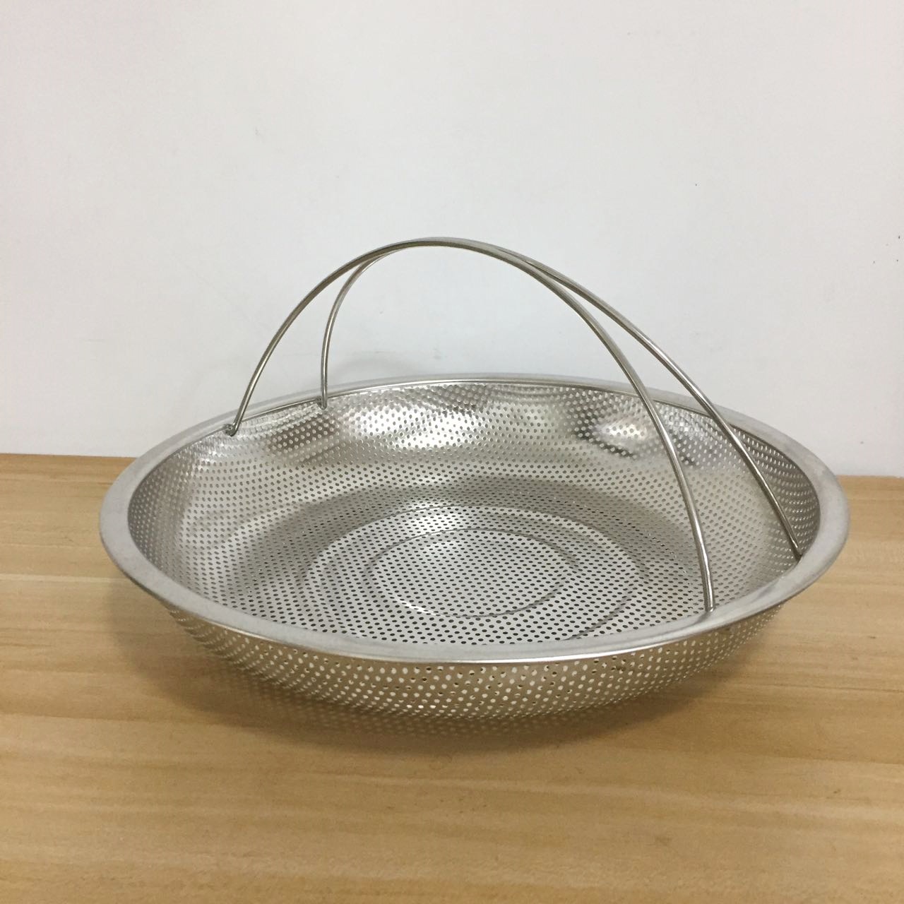 不锈钢蒸饭盘加厚密孔提篮汤锅冲孔盘配菜沥水圆盘蒸盘器