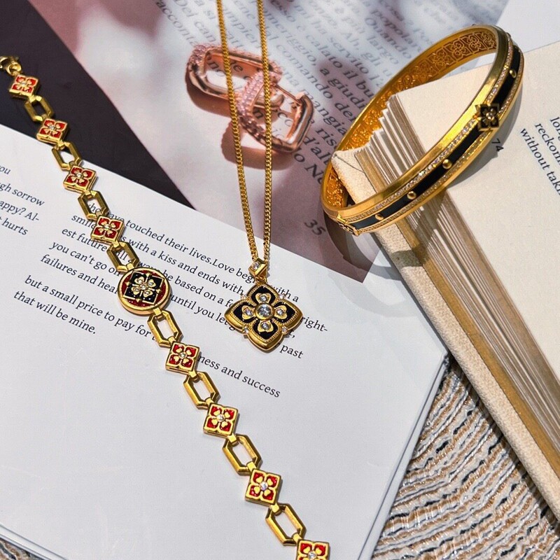 Sand Gold Wanxiang Series Bracelet for Women, Chinese Old Money Style Floral Bracelet, New Chinese Style Accessory Sand Gold Wanxiang Series Bracelet for Women, Chinese Old Money Style Floral Bracelet, New Chinese Style Accessory