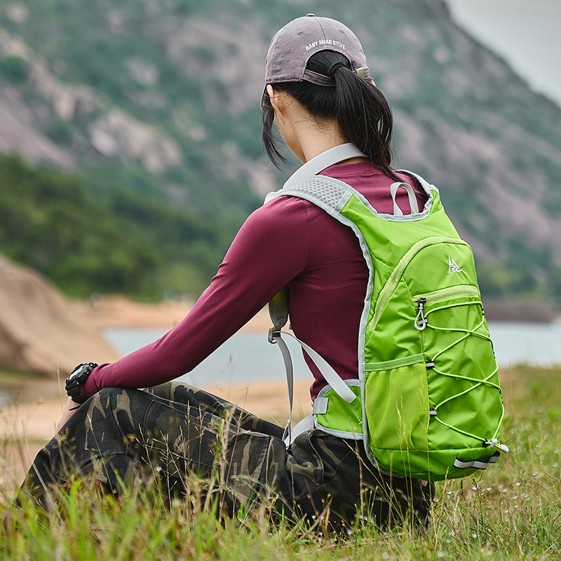 蜜蜂包户外骑行徒步登山包女旅行轻便书包男士大容量运动双肩包潮|undefined