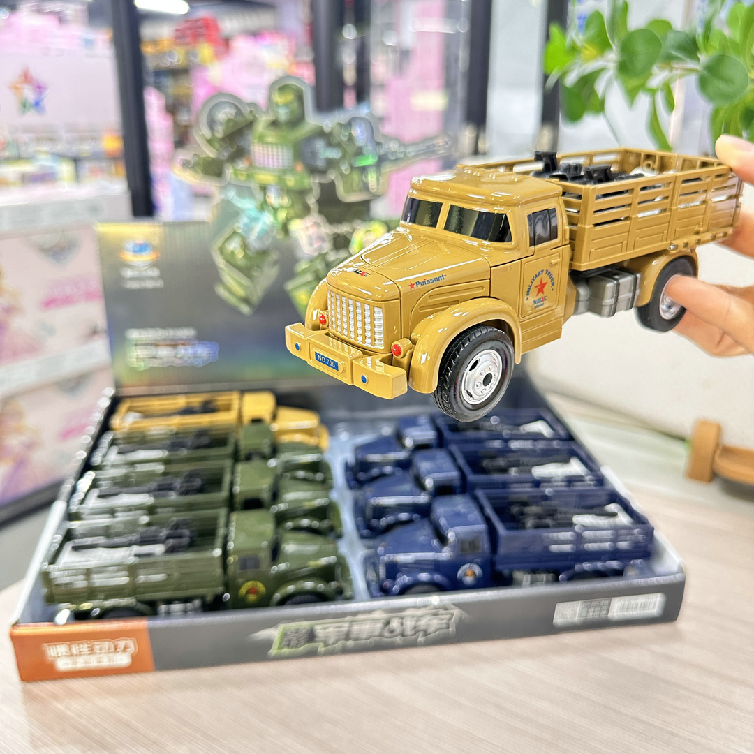 8 simulated inertial military transport military fighting vehicle truck deformation robot boys children's toy park stall