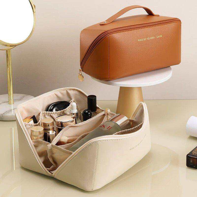 Cloud Pillow Cosmetic Bag Portable Large Capacity Travel Toiletry Bag Portable Multifunctional Cosmetic Storage Bag Wholesale