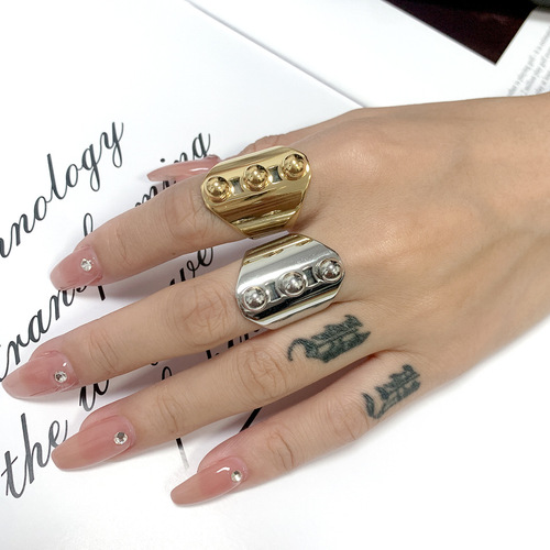 INS-style titanium steel exquisite colorfast ring butterfly heart European and American original finger ring jewelry manufacturer wholesale