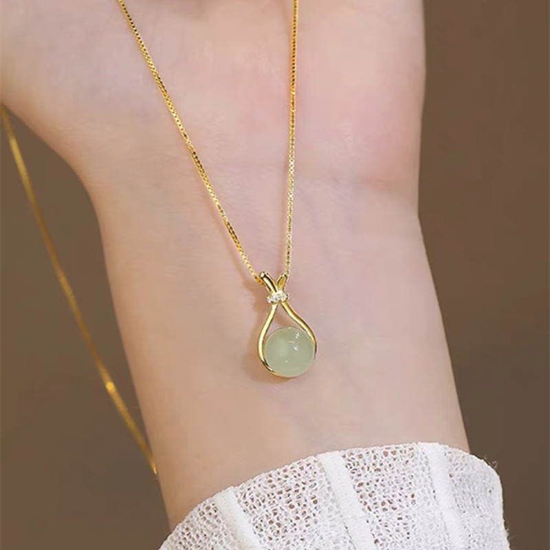 Lucky Bag Hetian Jade Necklace Women's Niche Light Luxury National Style Pendant Simple All-match 2023 New Lucky Bead Chain
