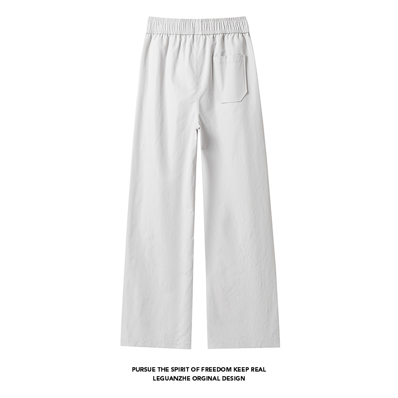 Schräg geschnittene, plissierte Cargohose im amerikanischen Herbststil für Herren – lässige Hose mit weitem Bein und geradem Bein_voghion.com