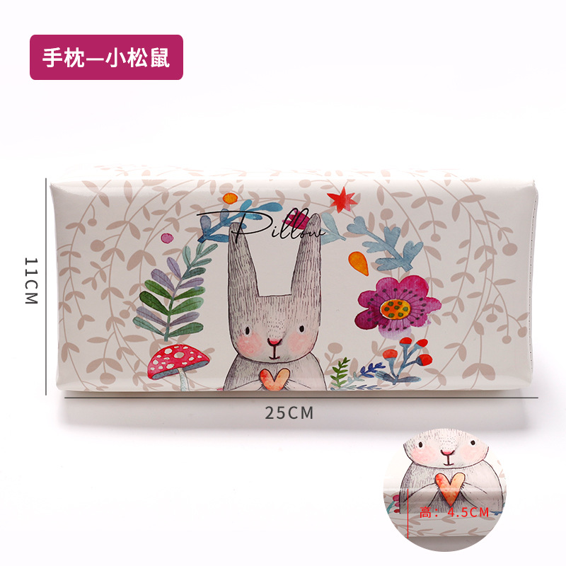 Almohada de mano - ardilla pequeña