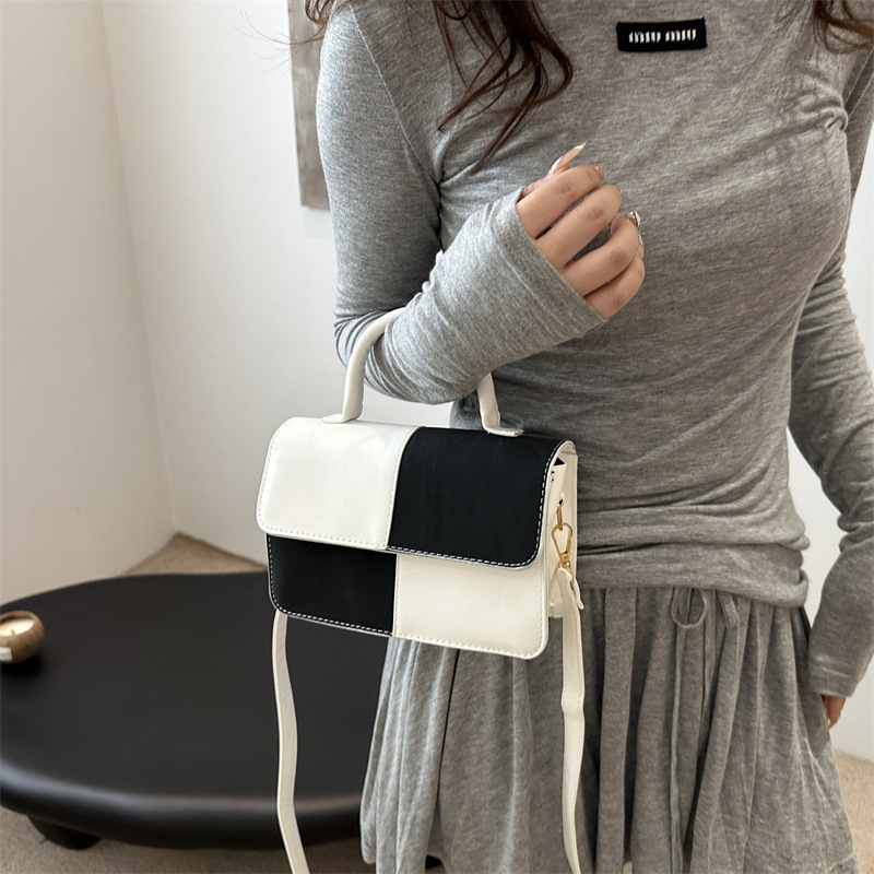 Este año, bolsos populares de color de contraste para mujeres 2024, bolsos de mochila de textura de moda de verano, bolsos de mano para mujeres