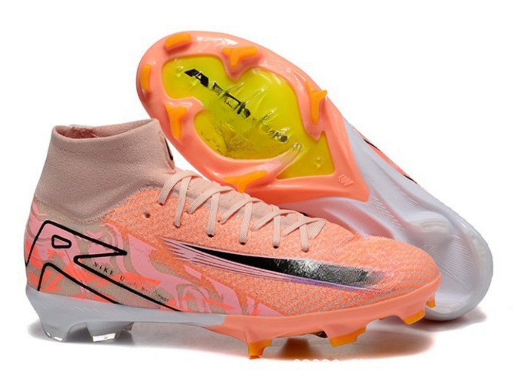 Comercio exterior nuevo Assassin 16 zapatos de fútbol competencia profesional zapatos de alta altura construidos totalmente cojín impermeable de punto zapatos de fútbol FG