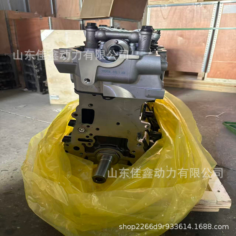 Suitable for Toyota Hiace and Hilux 22R engine, including the cylinder head and cylinder block assembly for the 22R engine