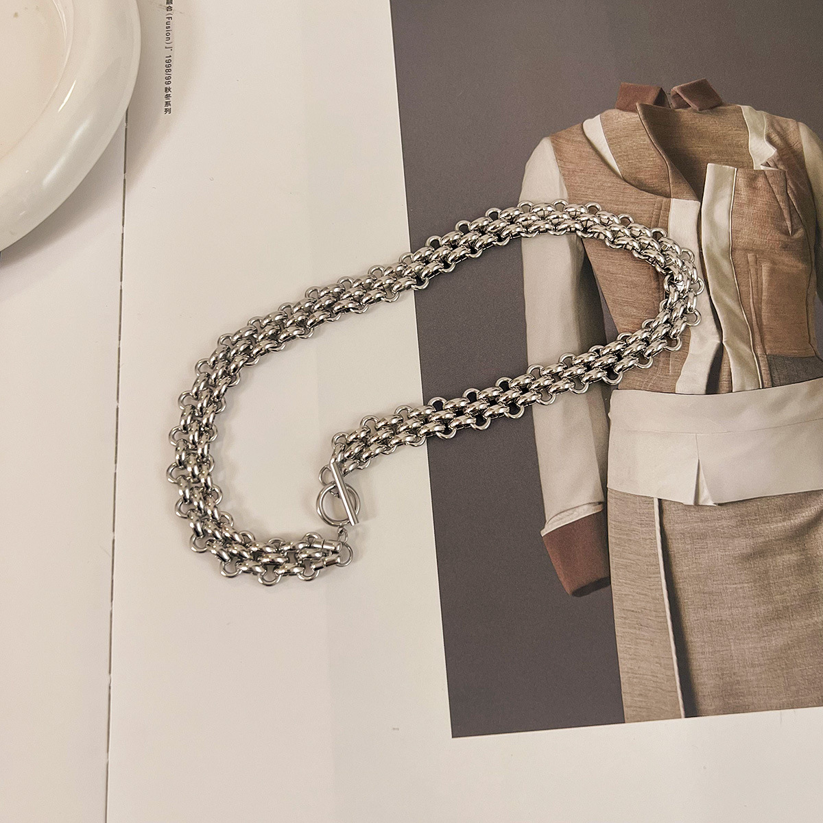 Pulsera de Acero de Titanio de Dongguan, Estilo Europeo y Americano, Diseño de Doble Cadena con Cuchillas, Exagerada, Hip-Hop, para Otoño e Invierno, No se Destiñe, para Mujer