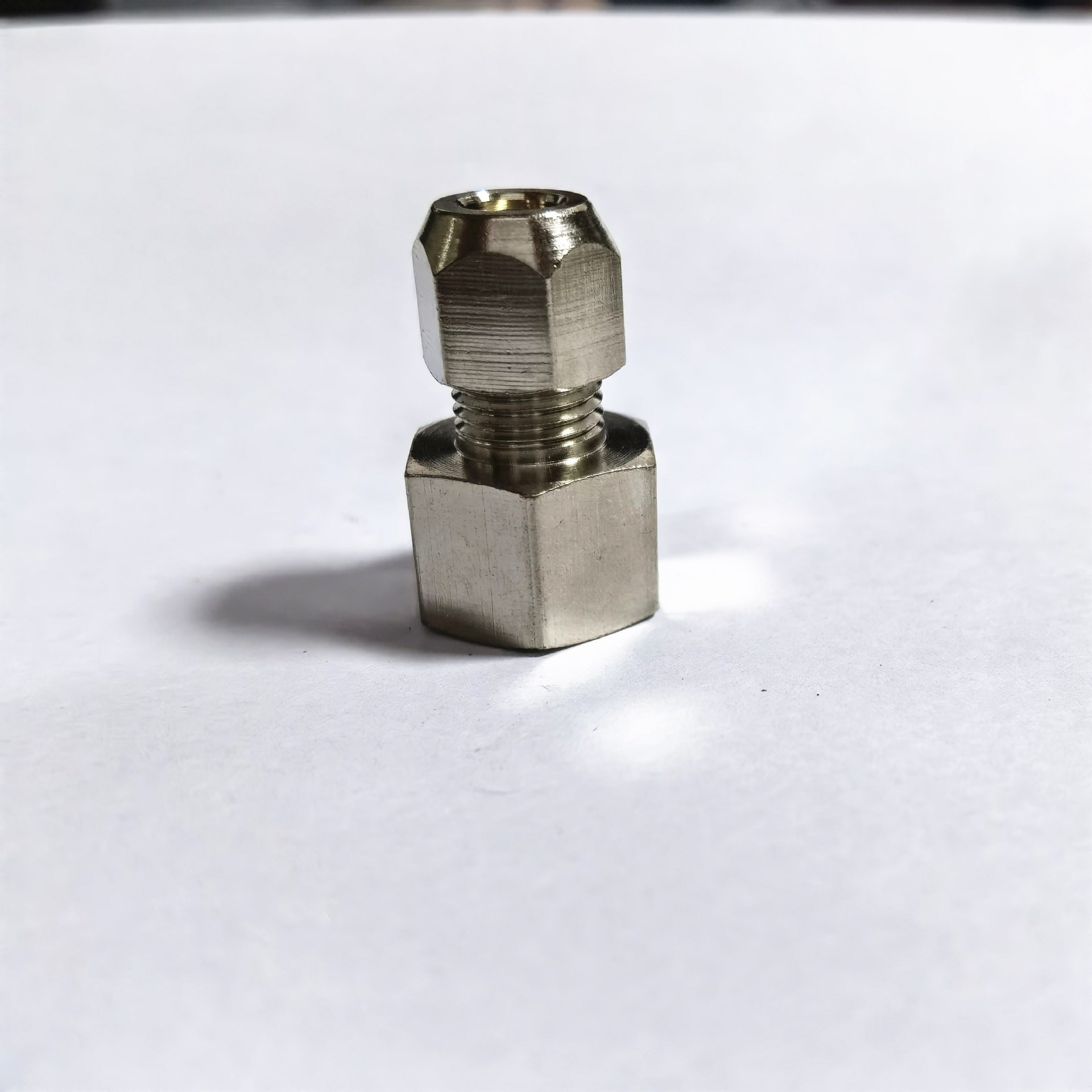 厂家直销铜内丝卡套铜管接头铜镀镍卡套公制英制螺纹