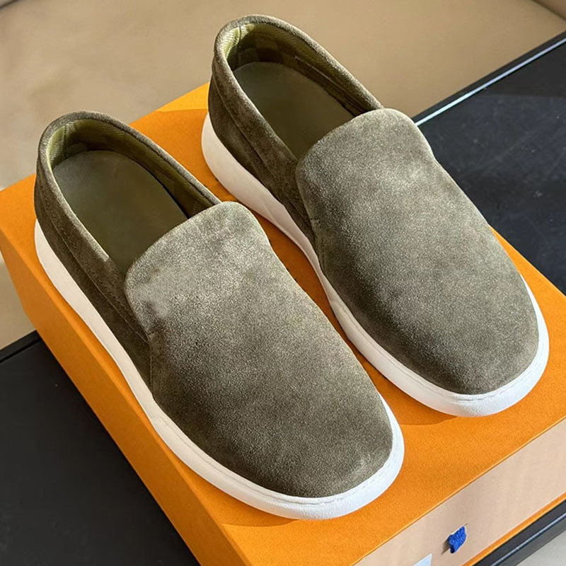 Mocassini casual da uomo in pelle di vacchetta modello slip-on_voghion.com