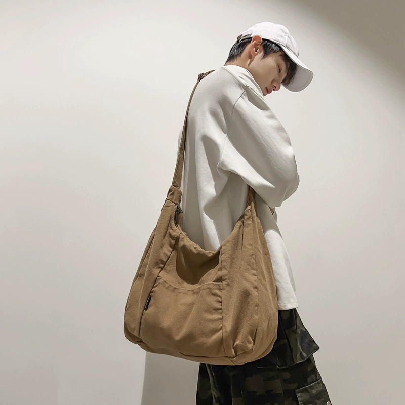 Capacious shoulder bag, nylon one-shoulder bag, for students
