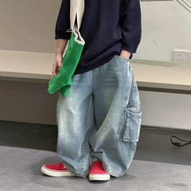 童裤;童T恤;儿童牛仔裤