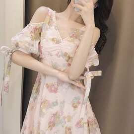 法式仙女系性感花色连衣裙子夏装2025新款超仙女森系收腰显瘦气质