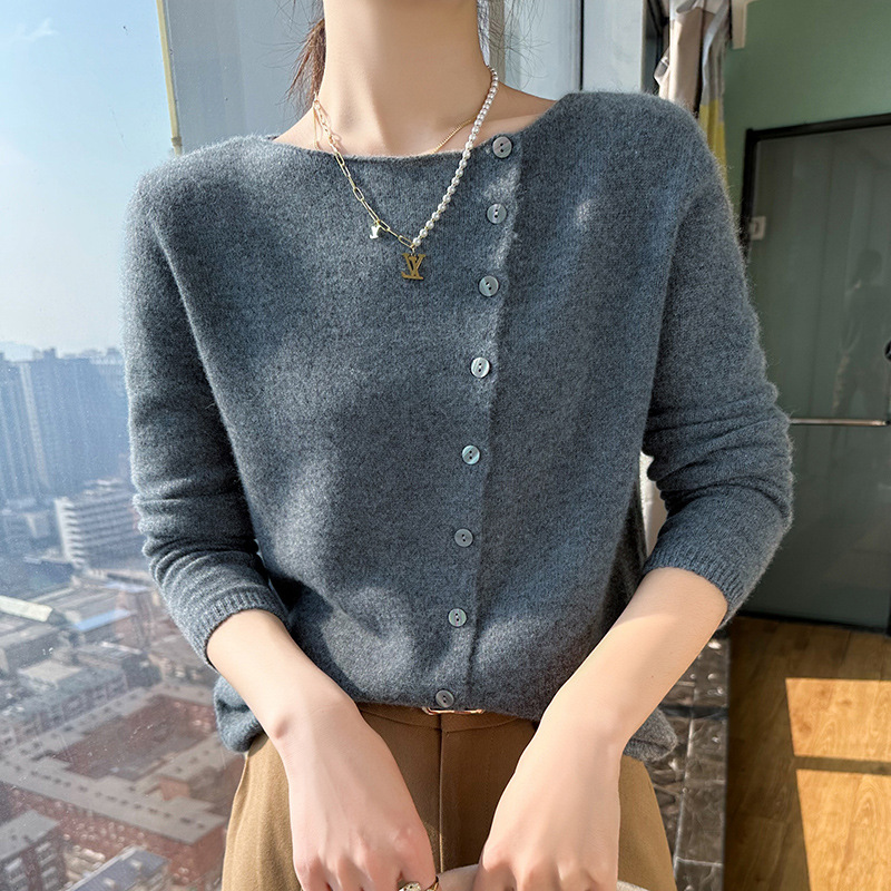 2025 Spring and Autumn New Cashmere Knitted Round Neck Cardigan Women's Western Style Age-reducing Sweater Thin Outer Wear Top