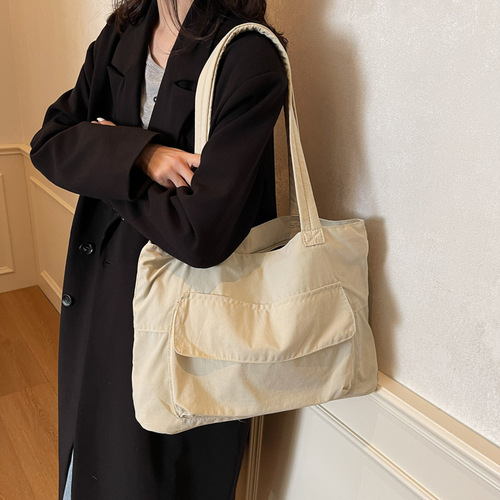 Korean bag, women's light handbag, 2026 new commuter one-shoulder underarm bag, large-capacity all-matching tote bag