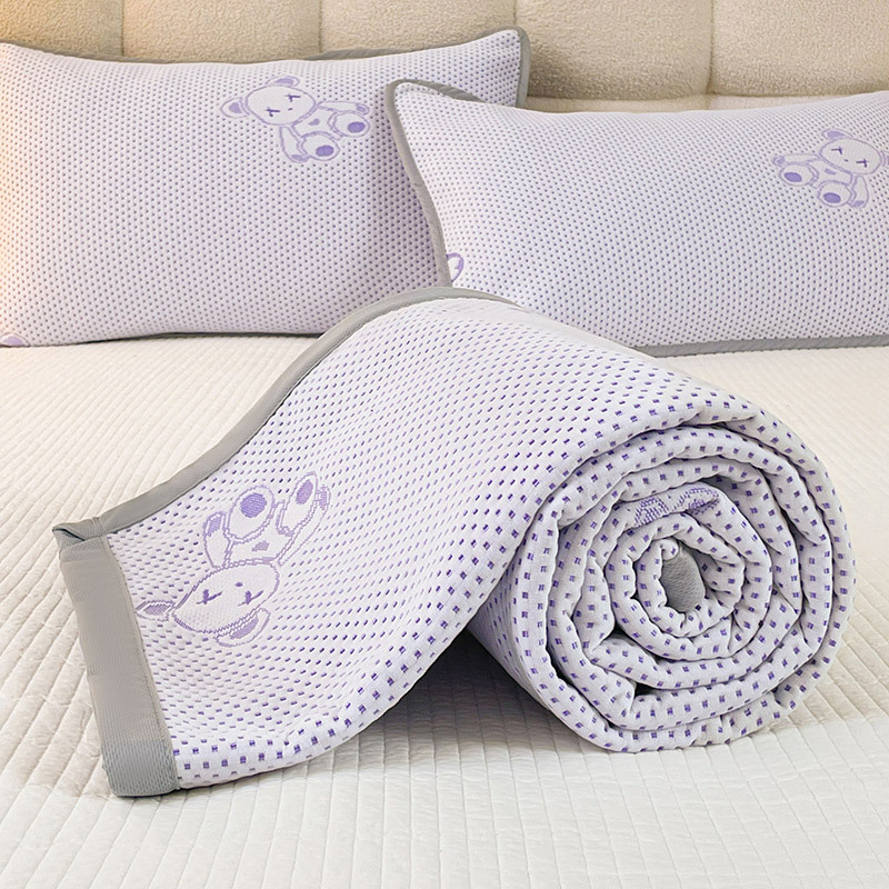 멋진 곰 보라색