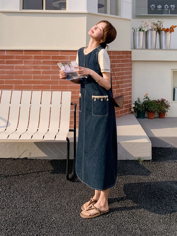 レトロファッションデニムベストドレス女性のための 2025 夏の新しいルーズフィット痩身ミッドレングスノースリーブドレス|undefined