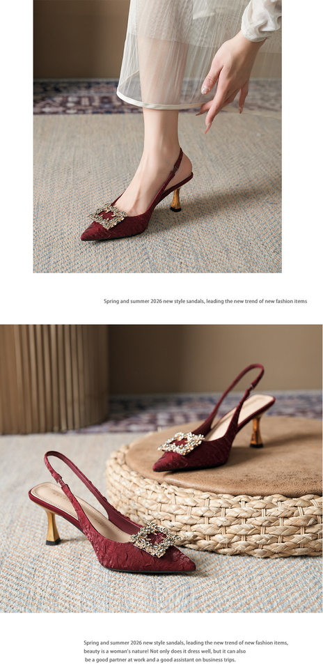 Sandal nữ bít mũi mũi nhọn gót cao 6–8 cm, thân vải lụa xếp ly phối khóa vuông — Màu be, Màu xanh dương, Vàng hồng, màu đen chi tiết 7