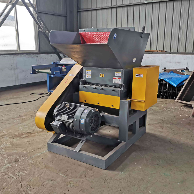 强力回收塑料瓶粉碎机水果筐编织袋打料机多功能电路板熟胶粉碎机