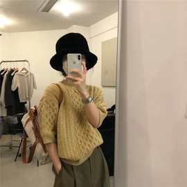 现 2025秋季新款韩国东大门设计师款复古麻花洋气羊毛针织毛衣