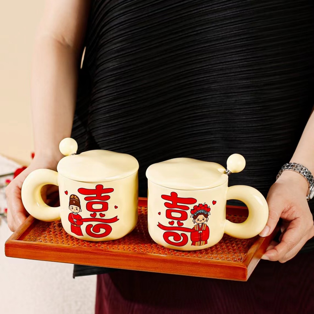 Regalo DE BODA chino taza doble Taza de cerámica pareja de alto aspecto festivo taza de bebida personalizada taza de café Linda