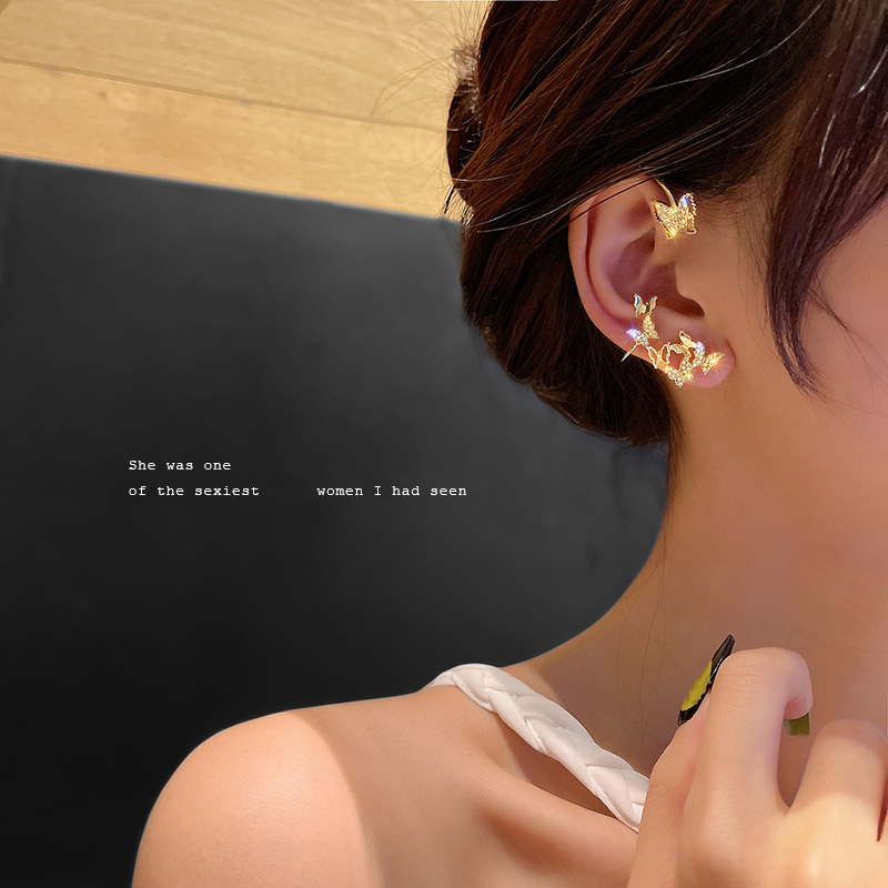 Diamond-studded Butterfly Ear Clip display picture 8